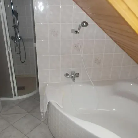 Kuegler Comfortable Nyaraló *