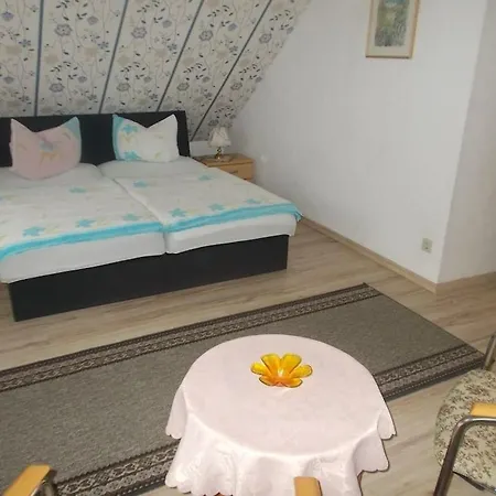 Kuegler Comfortable Nyaraló Kleinhennersdorf